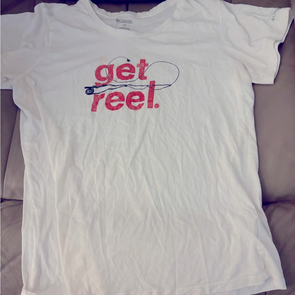 Women’s tee shirt size L Columbia